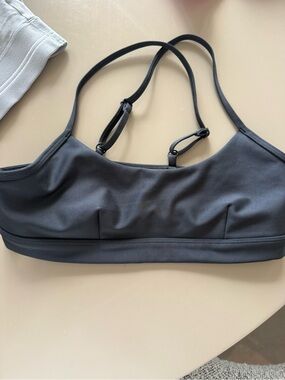 Alo yoga airlift bra